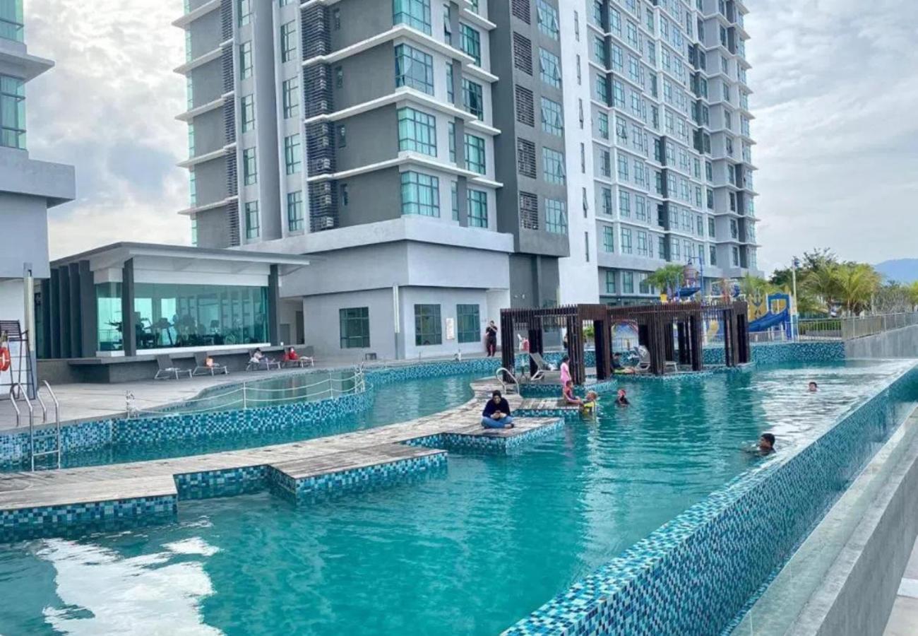 Oceanbay2 Seaview 6Pax Studio Netflix A-18-12 Kuantan Esterno foto
